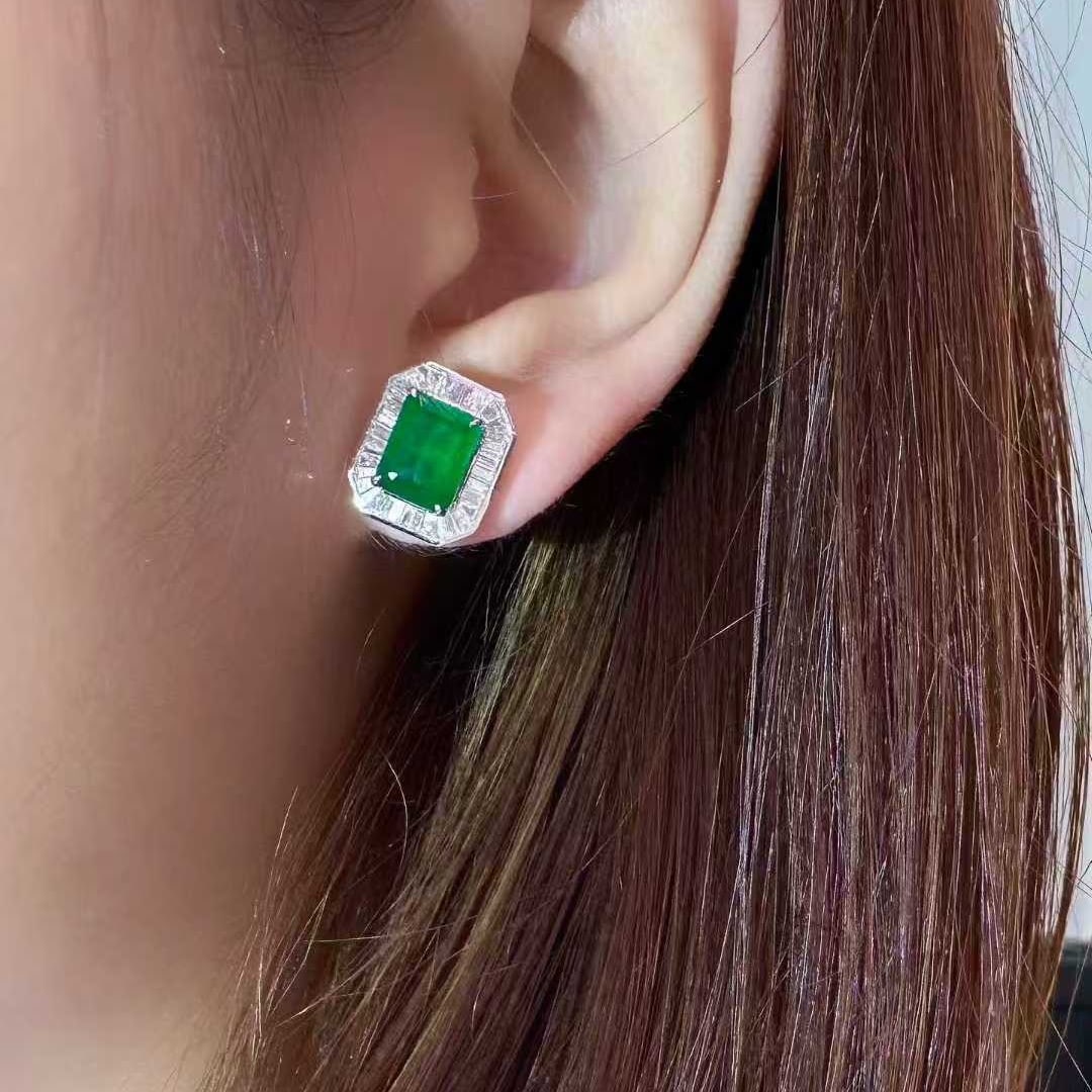 14k Gold 3.89 Ctw Vivid Green Natural Emerald & Diamond Earrings - 4