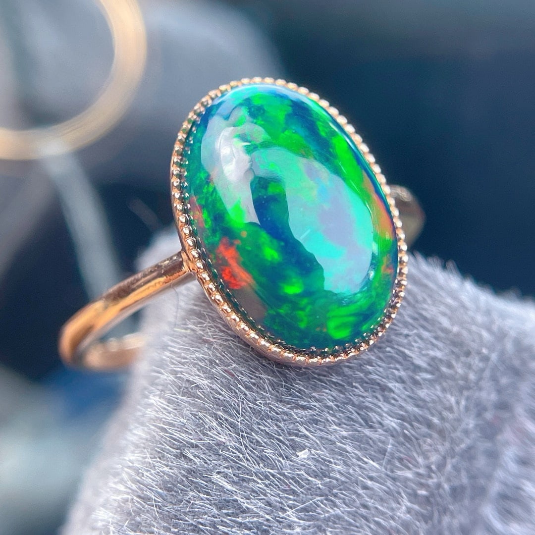 14k Gold 4.3 Ct Natural Opal Ring - 2