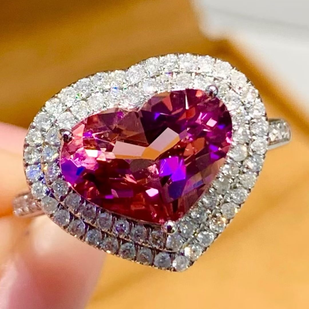 14k Gold 2.4 Ct Natural Tourmaline & Diamond Ring: Ref:231115215 // gold content:14k gold // ring size:7. 25us // // main gemstone:tourmaline // shape:heart // carat weight:2. 4ct // color:pink // treatment:natural // // adjacent gemstone 2 : diamond