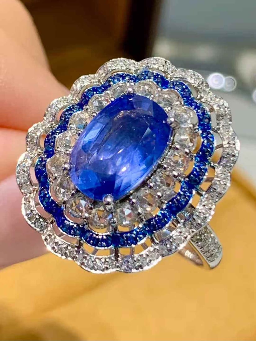 14k Gold 2.5 Ct Natural Sapphire & Diamond Ring - 2