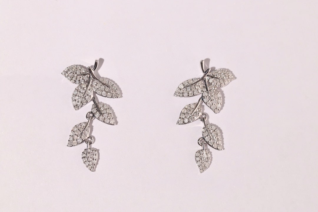 14k Gold 1.1 Ct Natural H Diamond Earrings - 4