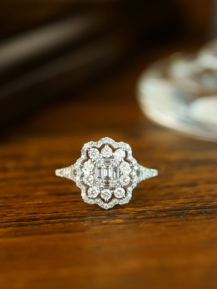 14k Gold 0.80 Ct Natural H Diamond Ring: Ref:231115247 // gold content:14k gold // ring size:7. 25us // // main gemstone:diamond // shape:multiple // carat weight:0. 80ct // clarity grade:vs-si // color:h // treatment:natural // Condition: