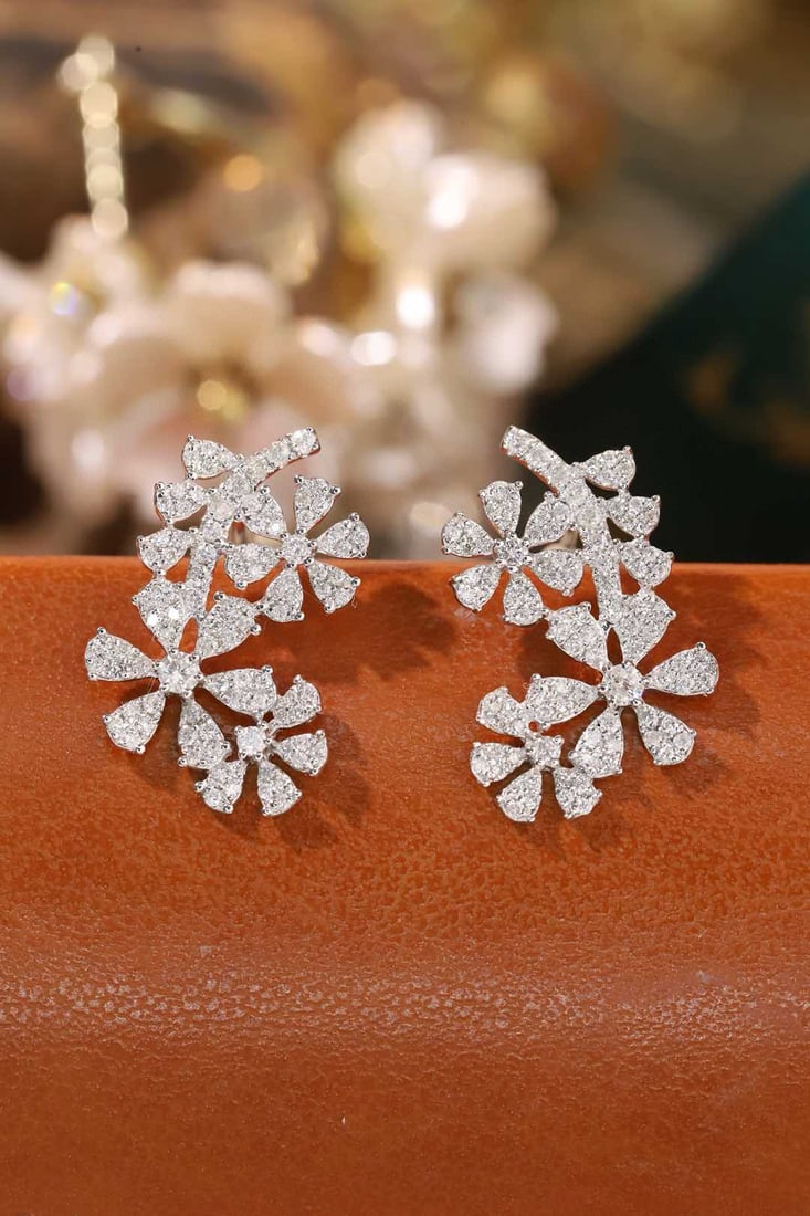 14k Gold 0.6 Ct Natural H Diamond Earrings - 2