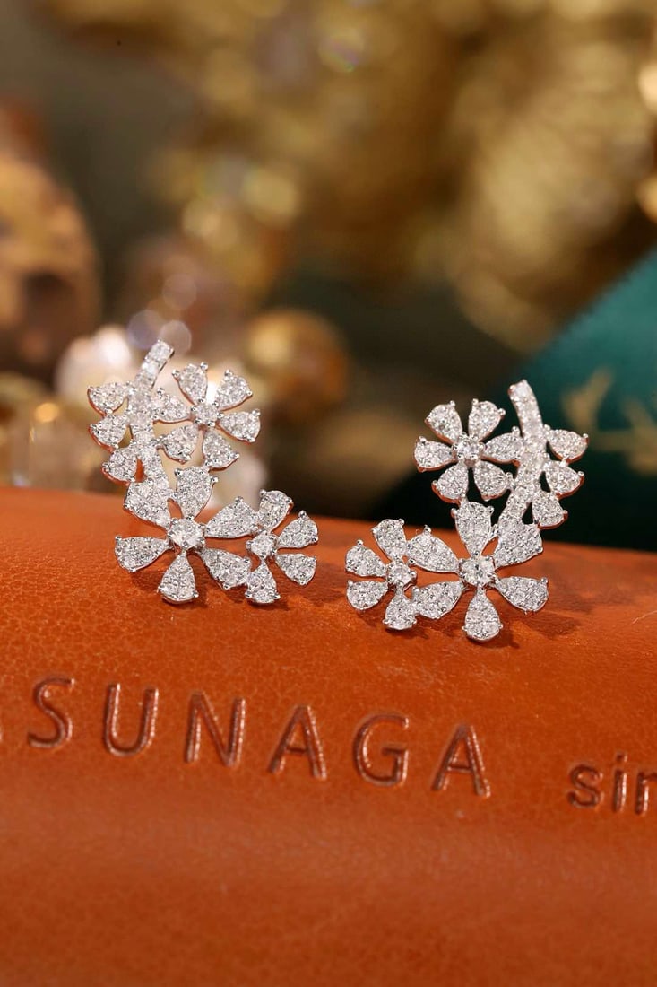 14k Gold 0.6 Ct Natural H Diamond Earrings - 3