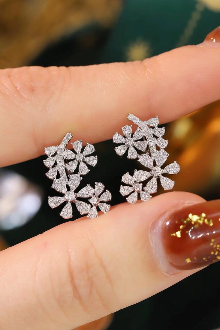 14k Gold 0.6 Ct Natural H Diamond Earrings - 5