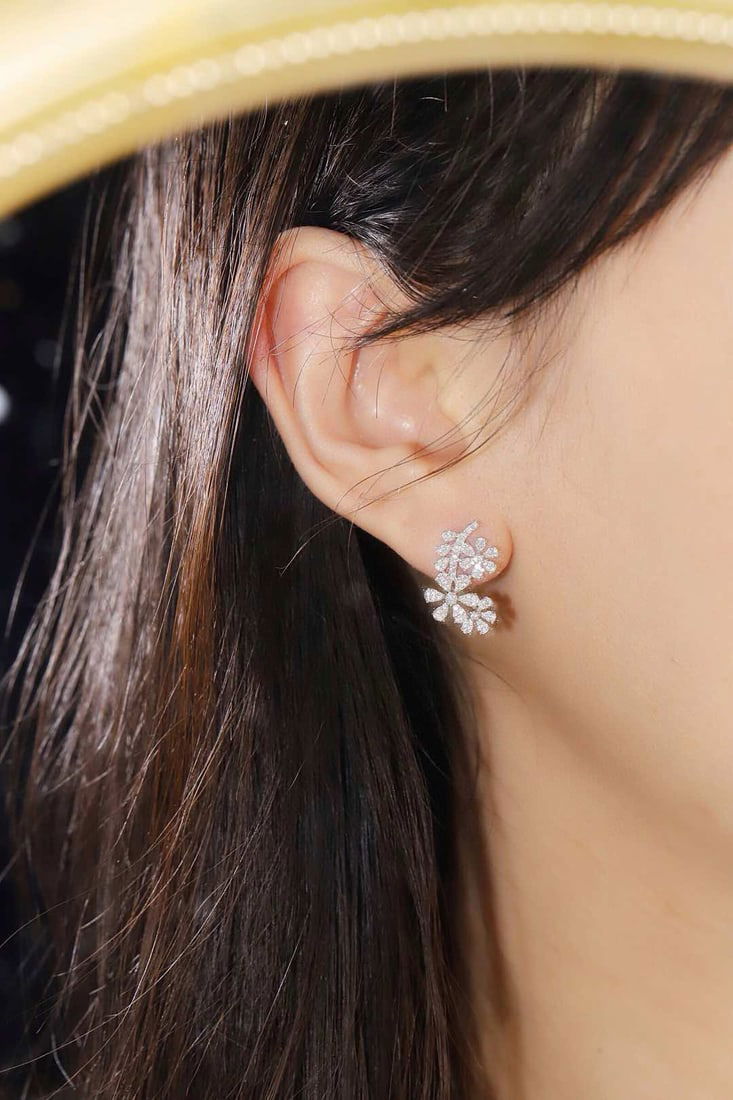 14k Gold 0.6 Ct Natural H Diamond Earrings - 8