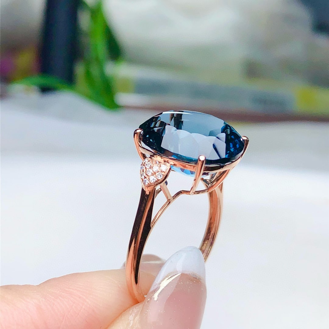 14k Gold 10.45 Ct Natural Topaz & Diamond Ring - 4