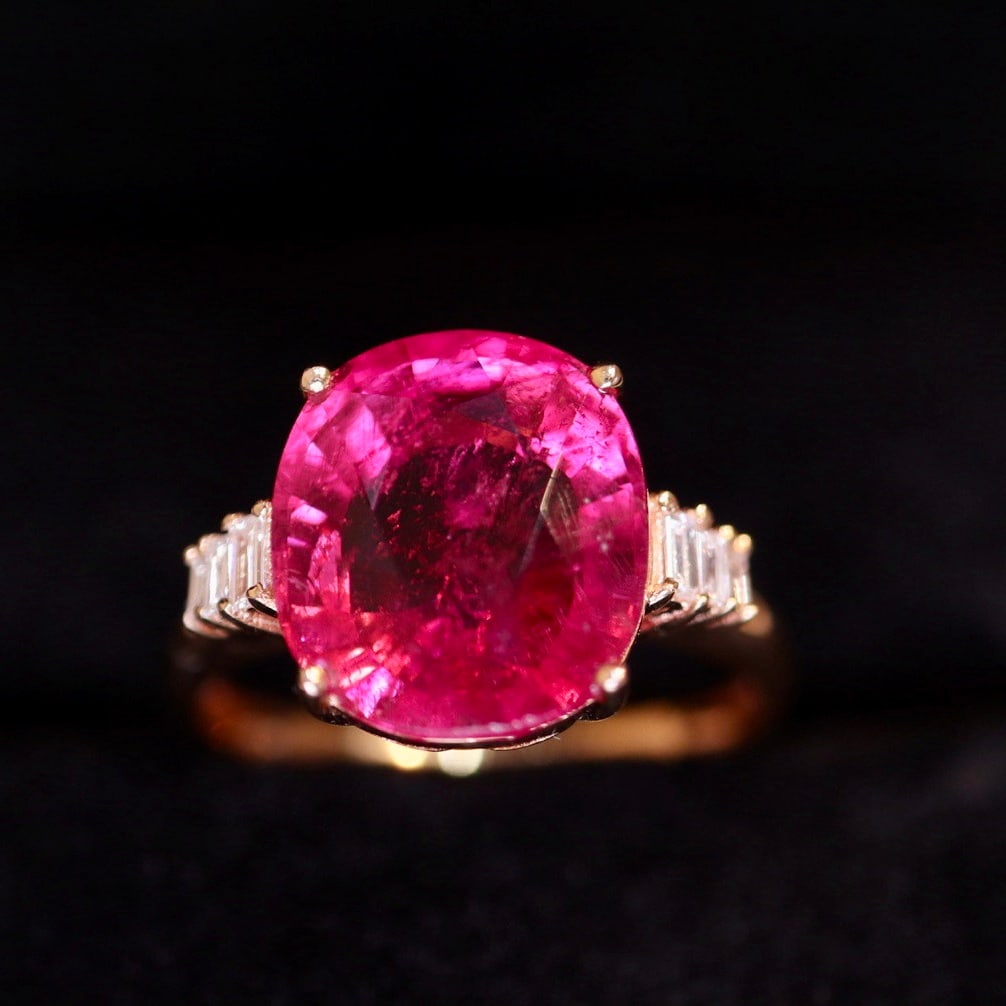 14k Gold 5.5 Ct Natural Tourmaline & Diamond Ring: Ref:231116044 // gold content:14k gold // ring size:7. 25us // // main gemstone:tourmaline // shape:cushion // carat weight:5. 5ct // color:red // treatment:natural // // adjacent gemstone 2 :