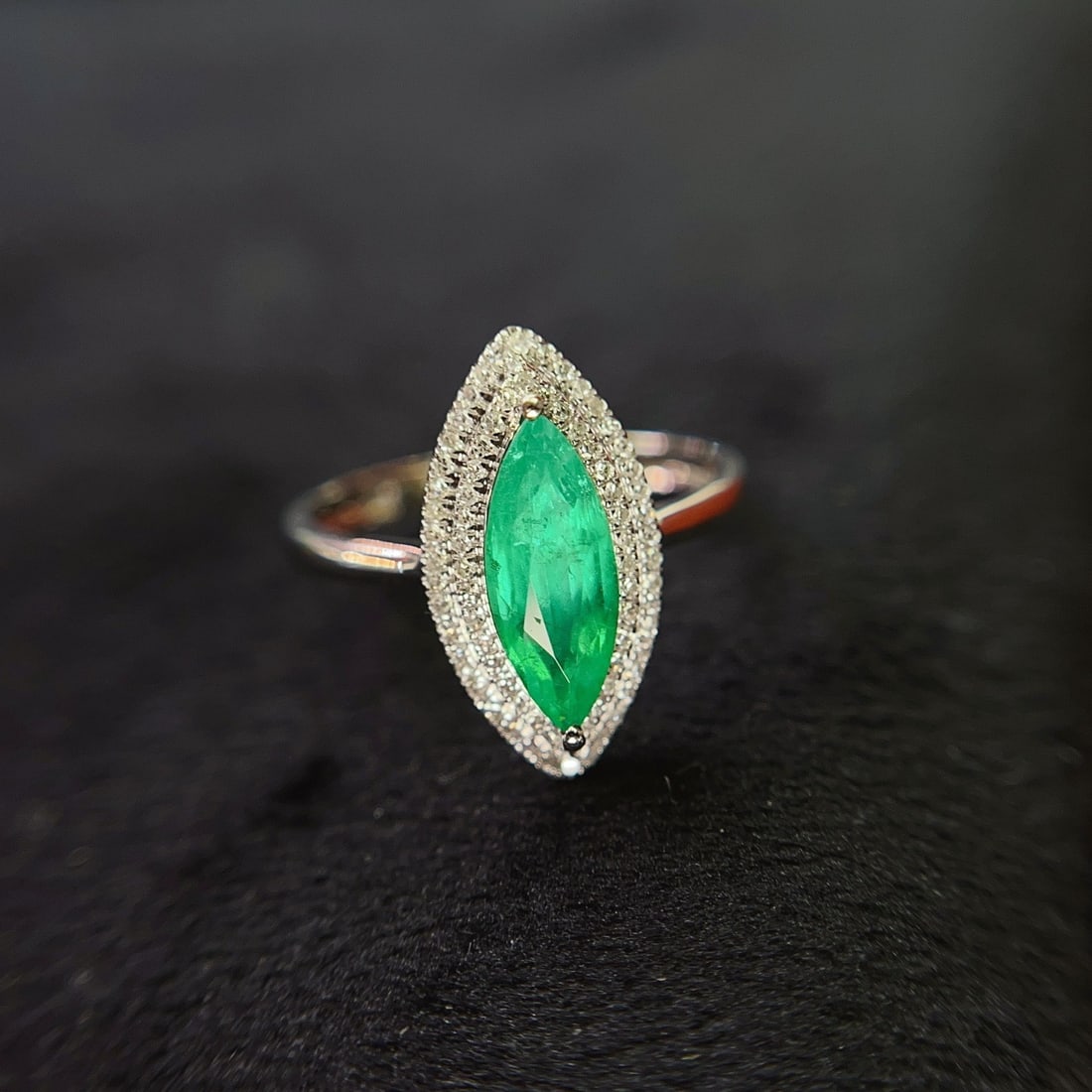 14k Gold 1.00 Ct Natural Emerald & Diamond Ring - 3