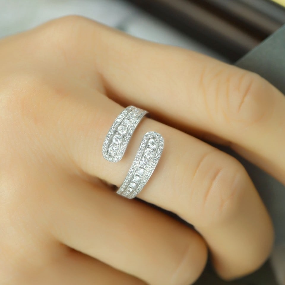 14k Gold 0.60 Ct Natural H Diamond Ring - 5