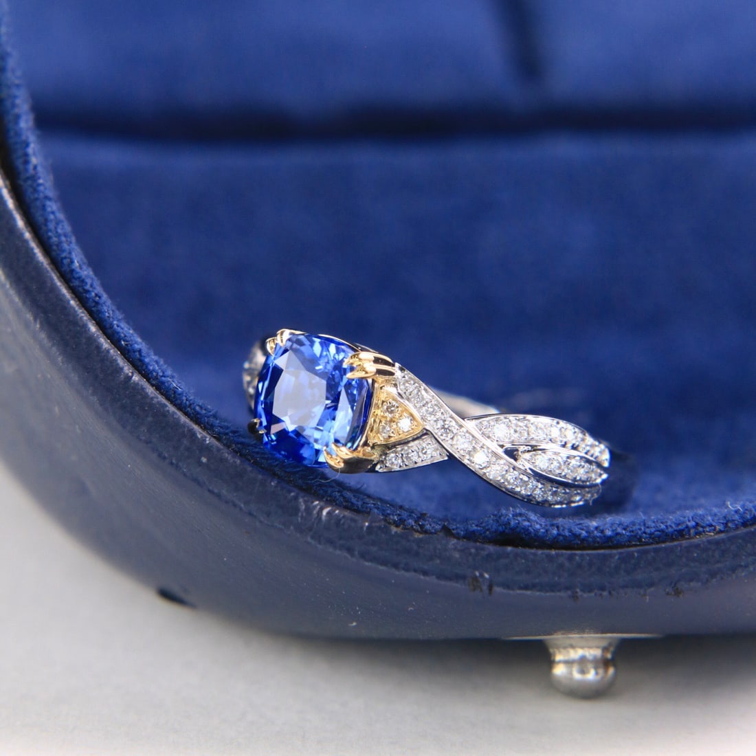 14k Gold 1.73 Ctw Natural Sapphire & Diamond Ring - 3