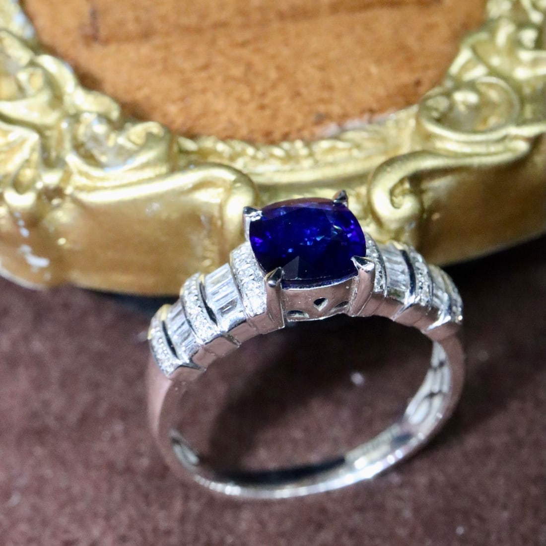 14k Gold 1.60 Ctw Natural Sapphire & Diamond Ring - 3