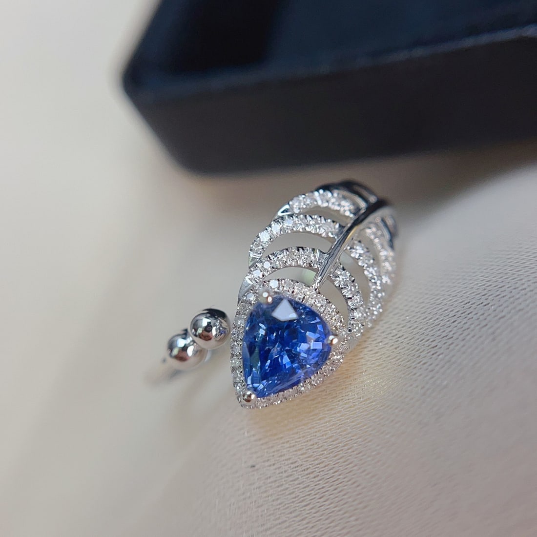 14k Gold 1.00 Ct Natural Sapphire & Diamond Ring - 3