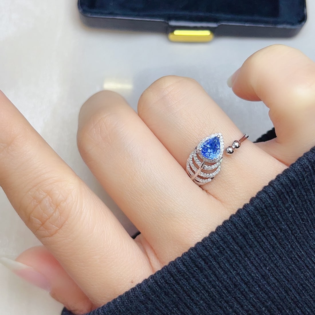 14k Gold 1.00 Ct Natural Sapphire & Diamond Ring - 5