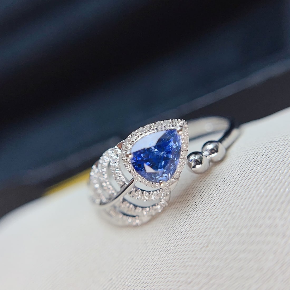 14k Gold 1.00 Ct Natural Sapphire & Diamond Ring - 6