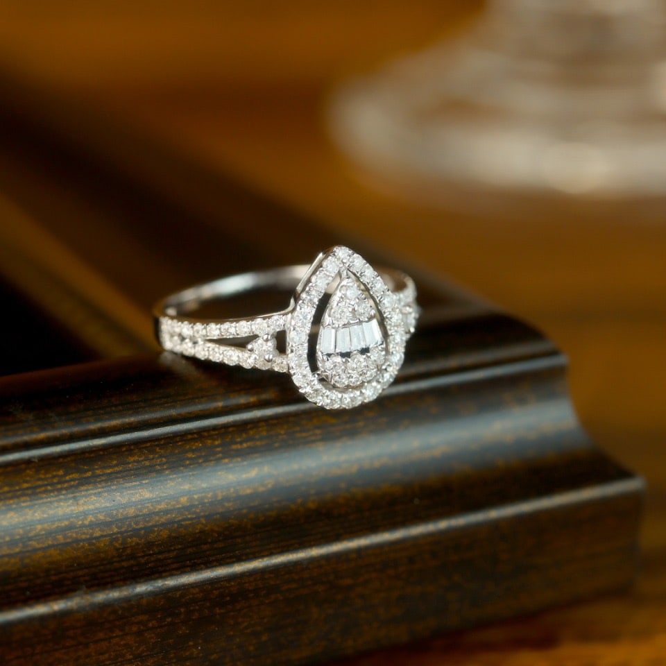 14k Gold 0.68 Ct Natural H Diamond Ring - 3