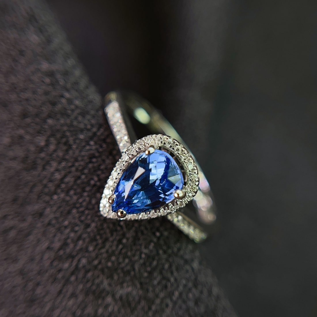 14k Gold 1.15 Ct Natural Sapphire & Diamond Ring - 4