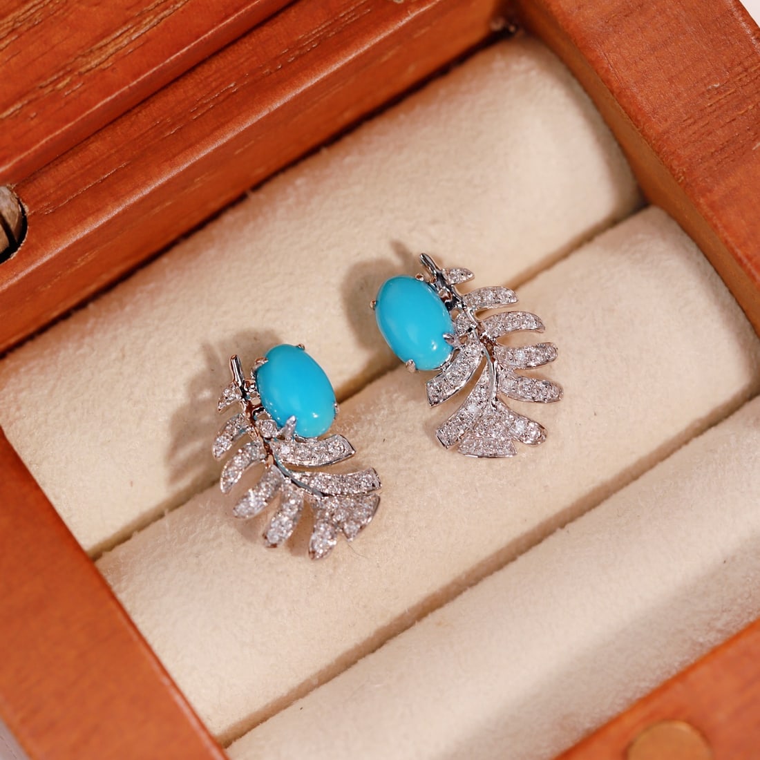 14k Gold 1.05 Ctw Natural Blue Turquoise & Diamond Earrings - 4