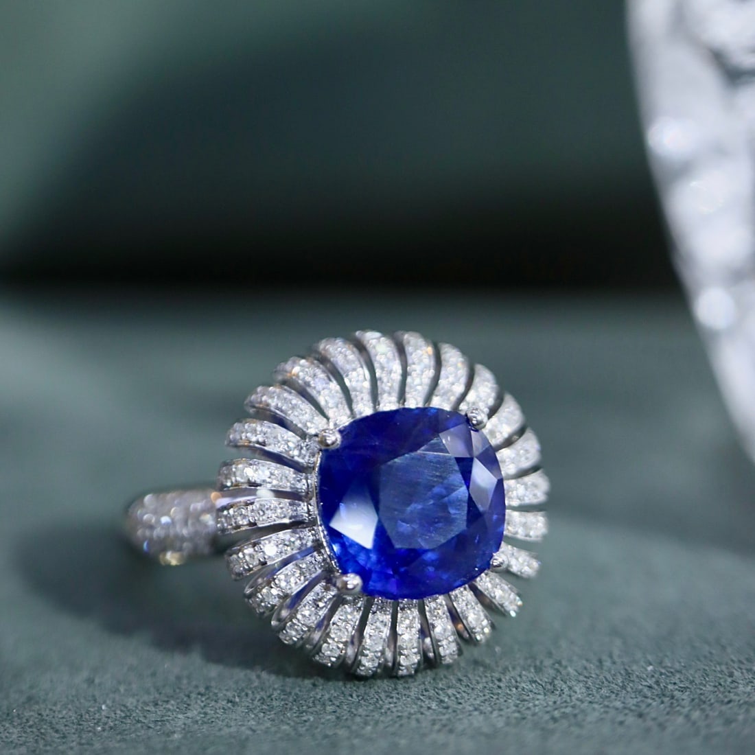 14k Gold 3.52 Ctw Natural Sapphire & Diamond Ring - 2