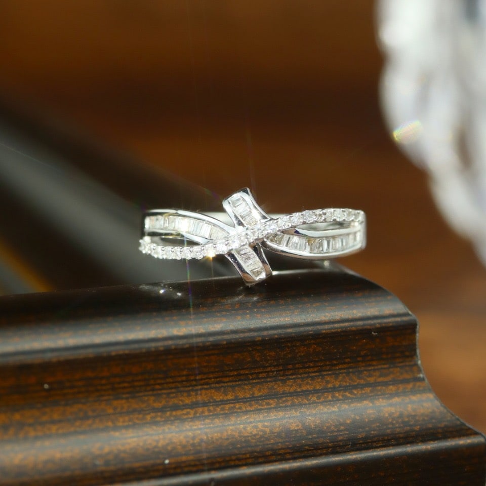 14k Gold 0.40 Ct Natural H Diamond Ring - 2