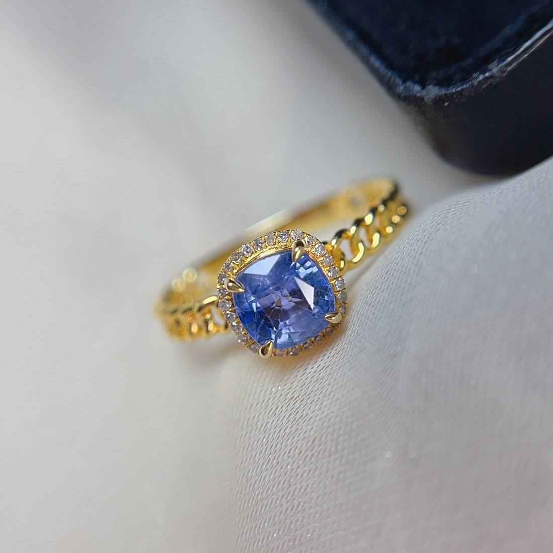 14k Gold 1.15 Ct Natural Sapphire & Diamond Ring - 2