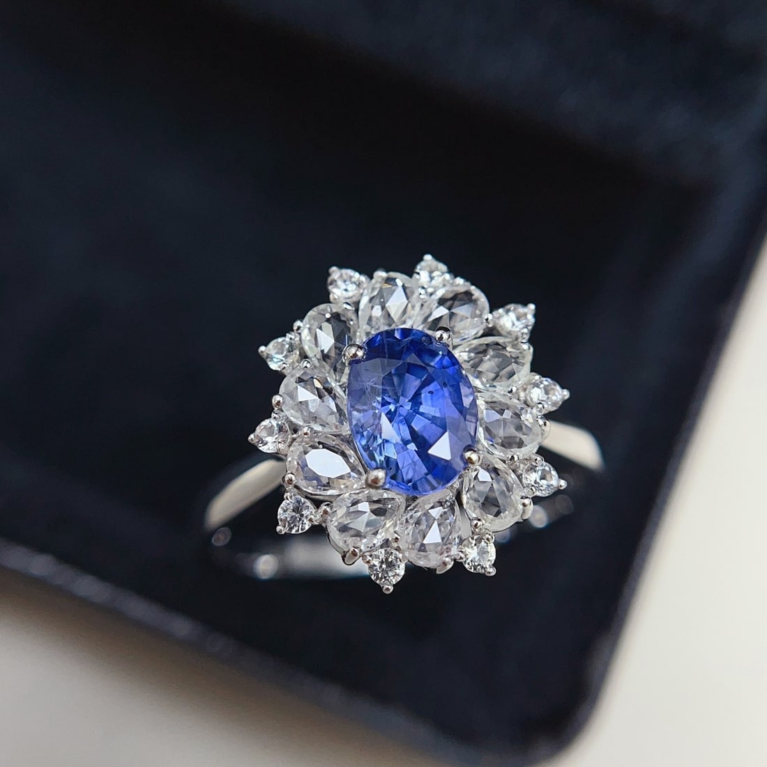 14k Gold 1.45 Ct Natural Sapphire & Sapphire Ring - 3