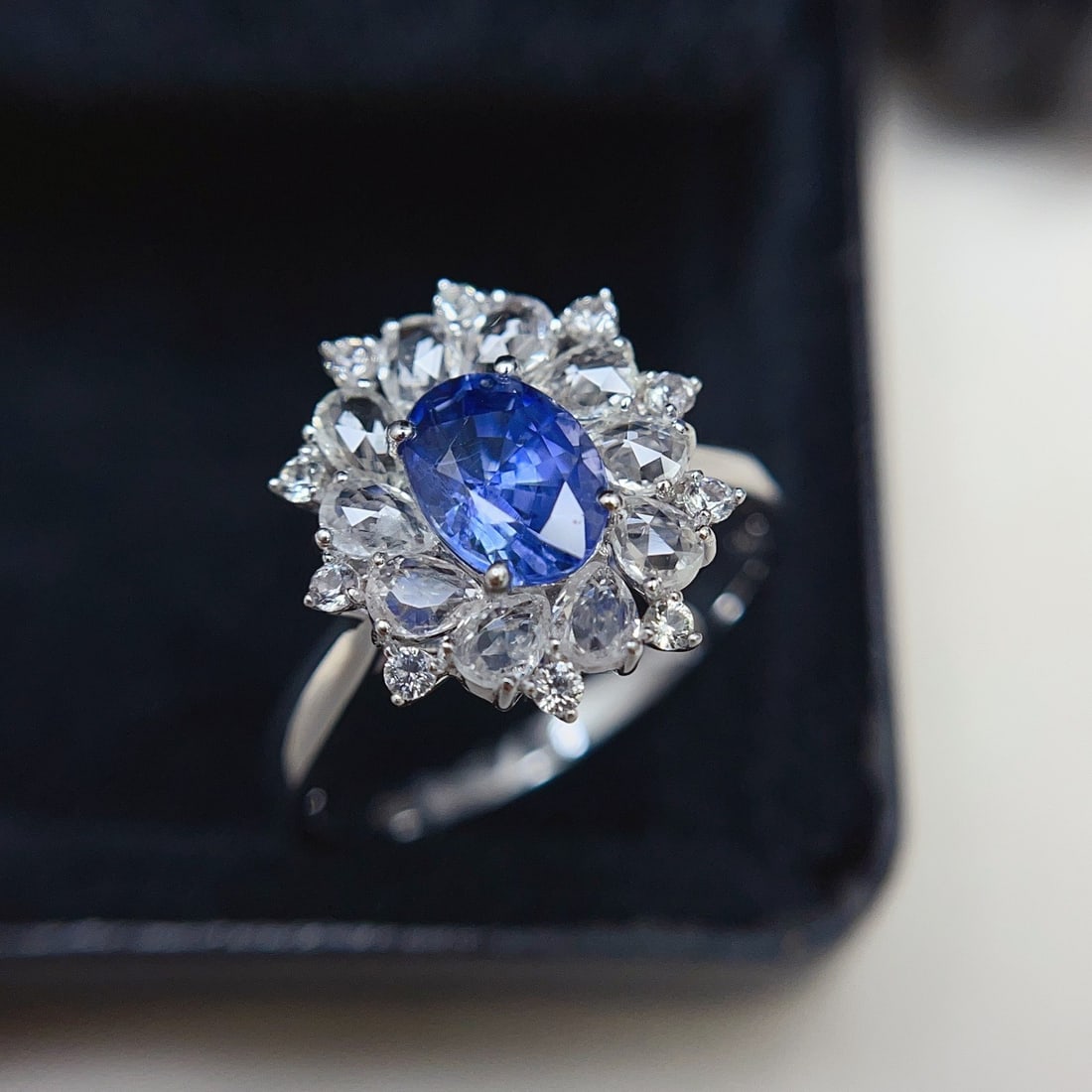 14k Gold 1.45 Ct Natural Sapphire & Sapphire Ring - 4