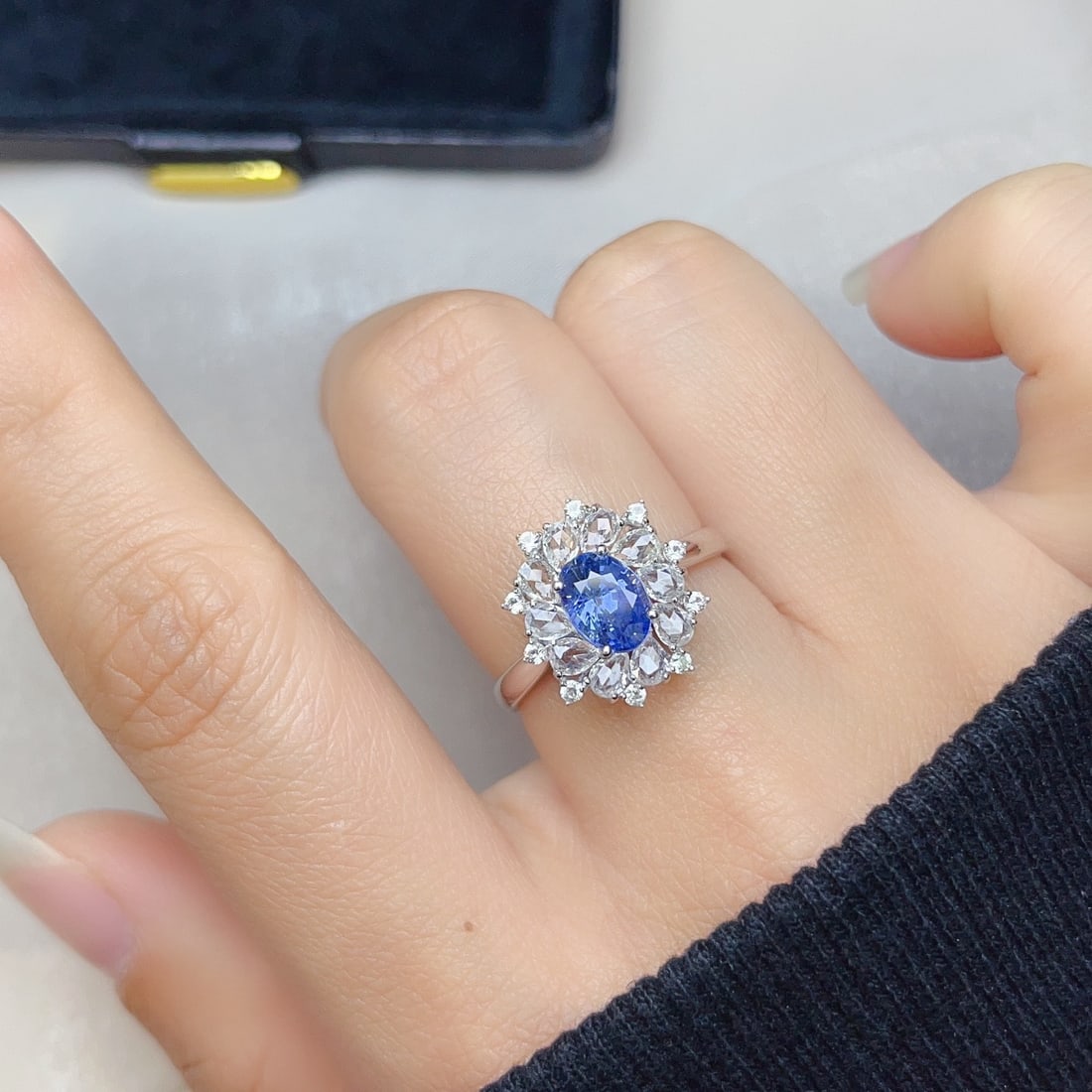 14k Gold 1.45 Ct Natural Sapphire & Sapphire Ring - 6