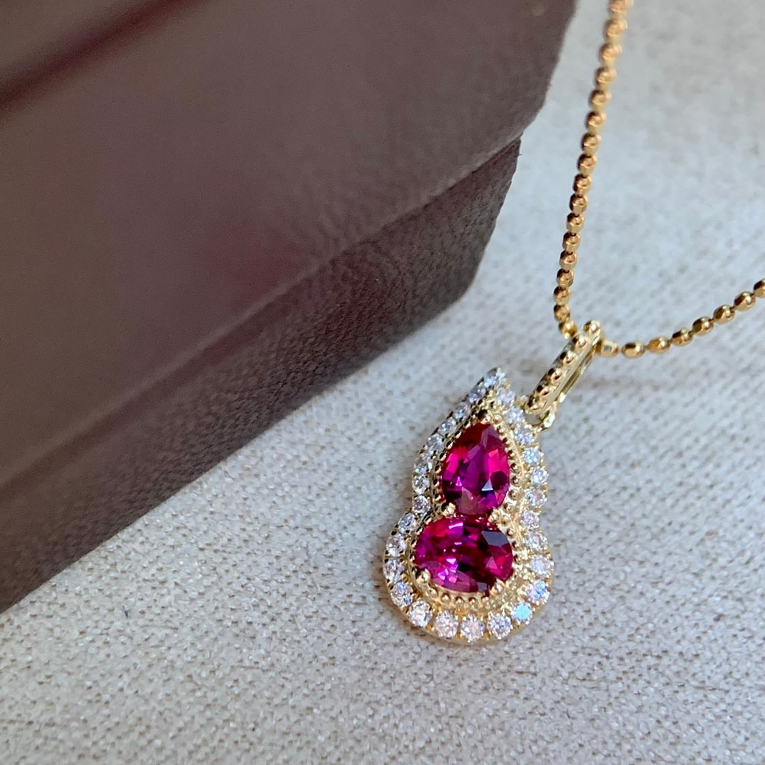 14k Gold 0.59 Ctw Natural Ruby & Diamond Pendant( Without Chain ) (1 of 5)