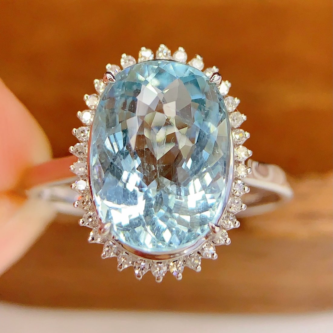 14k Gold 5.22 Ct Natural Aquamarine & Diamond Ring - 5