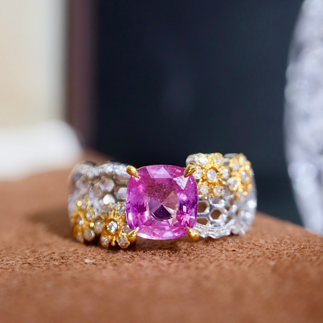 14k Gold 1.69 Ctw Natural Padparadscha Sapphire & Diamond Ring: Ref:231116142 // gold content:14k gold // ring size:7. 25us // // main gemstone:padparadscha sapphire // shape:cushion // carat weight:1. 55ct // color:orangish pink // treatment:natural // //