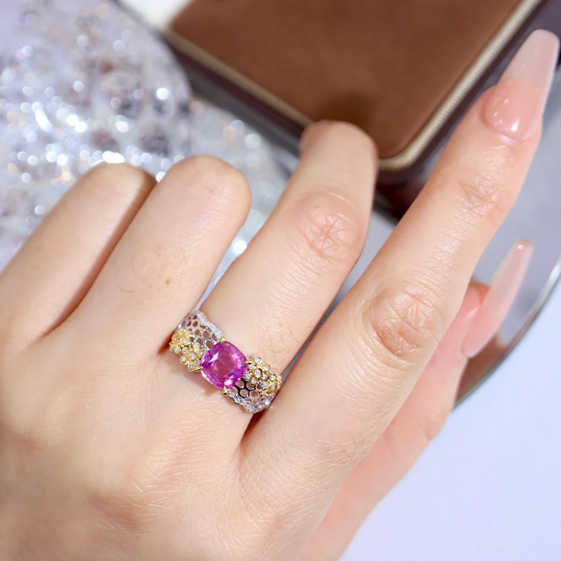 14k Gold 1.69 Ctw Natural Padparadscha Sapphire & Diamond Ring - 4