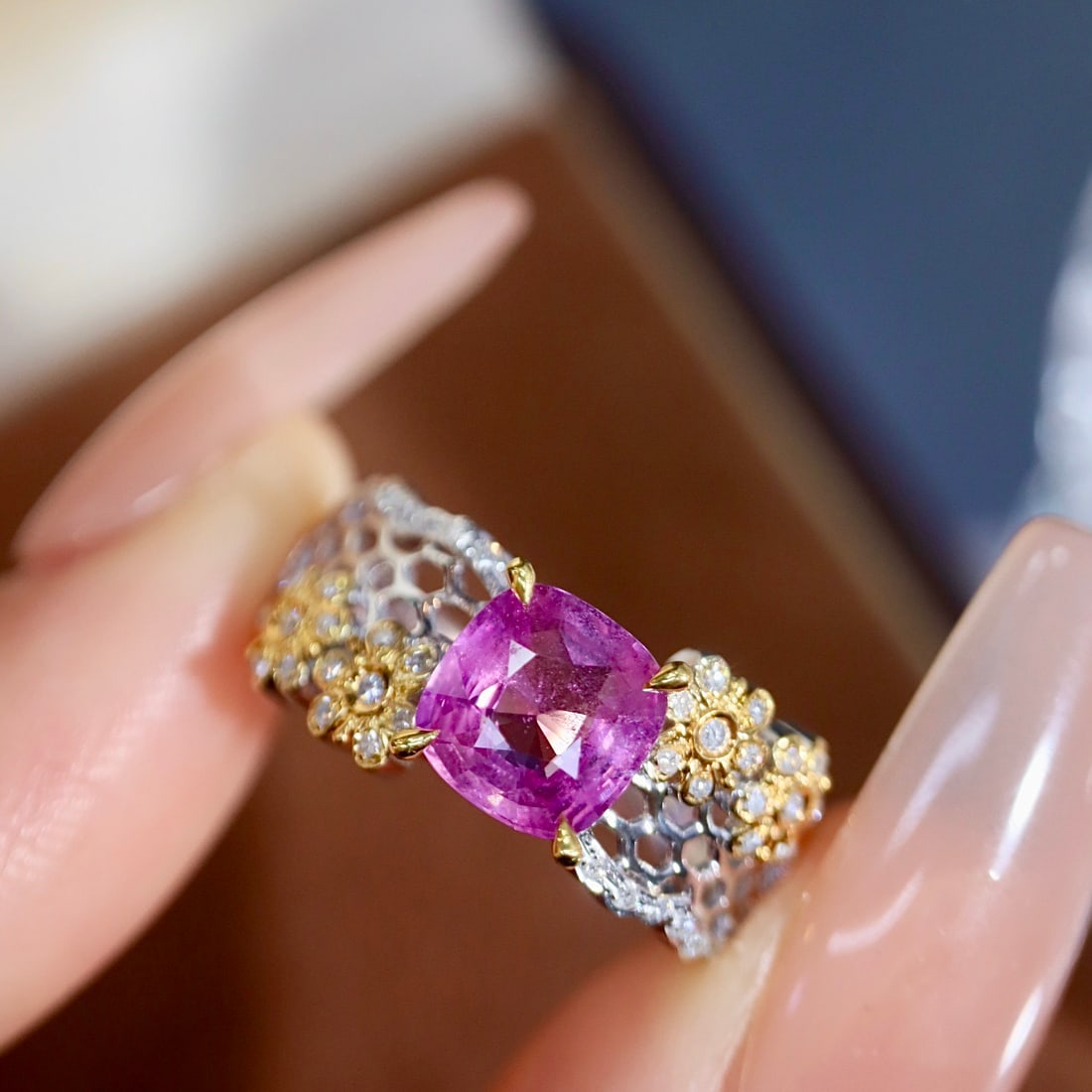 14k Gold 1.69 Ctw Natural Padparadscha Sapphire & Diamond Ring - 5