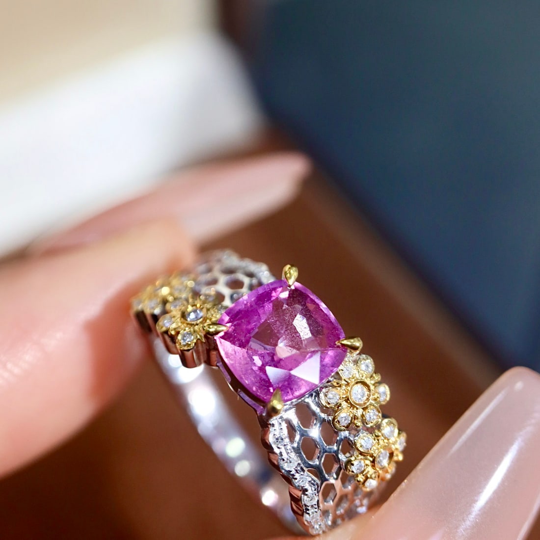 14k Gold 1.69 Ctw Natural Padparadscha Sapphire & Diamond Ring - 6