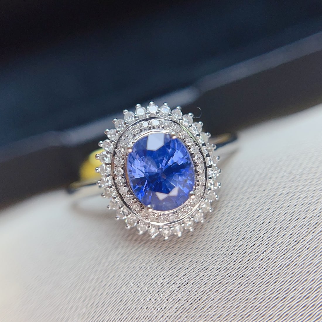 14k Gold 1.55 Ct Natural Sapphire & Diamond Ring (1 of 7)