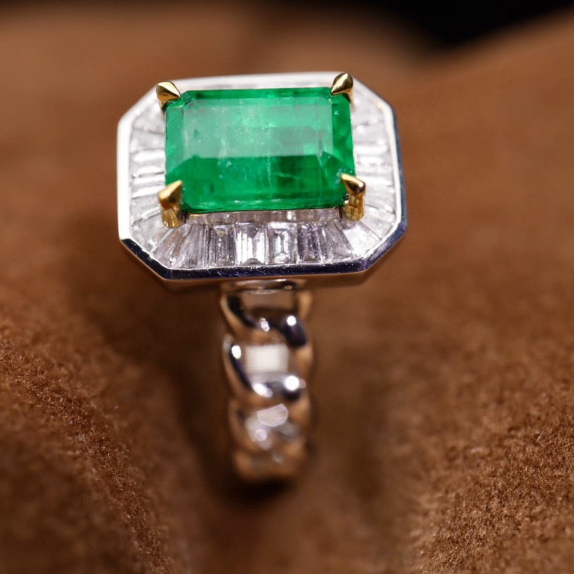 14k Gold 1.92 Ctw Vivid Green Natural Emerald & Diamond Ring - 7