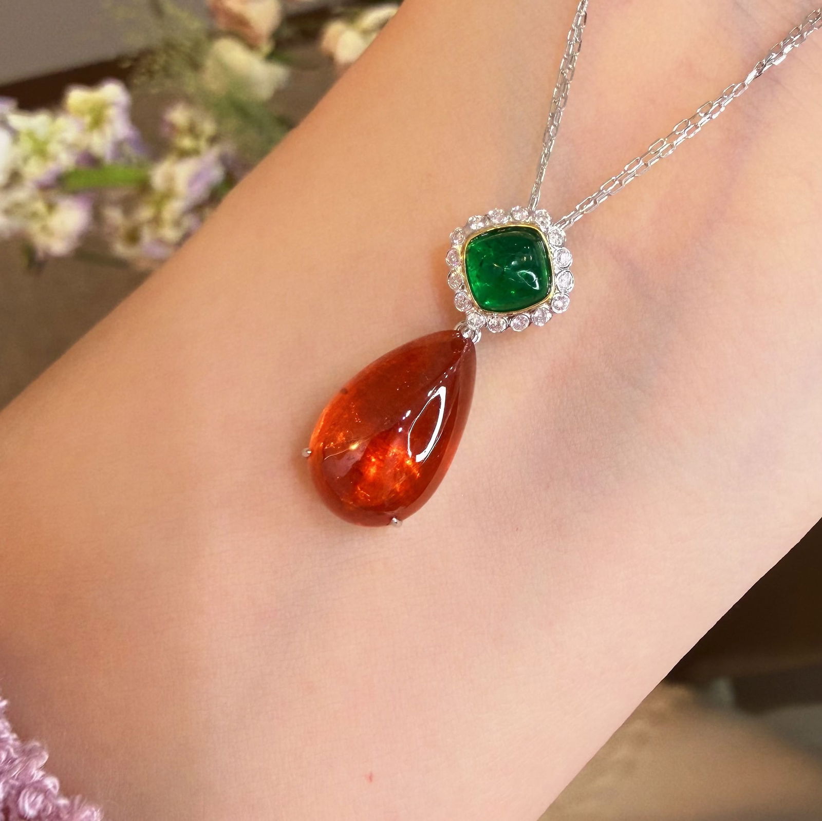 14k Gold 9.75 Ctw Natural Spessartine & Emerald Pendant( Without Chain ): Ref:231116190 // gold content:14k gold // main gemstone:spessartine // shape:pear // carat weight:9ct // color:orange // treatment:natural // // adjacent gemstone 2 : emerald // shape:sugar-loaf //