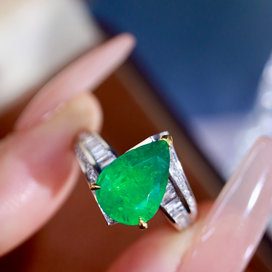 14k Gold 3.20 Ctw Natural Emerald & Diamond Ring - 5