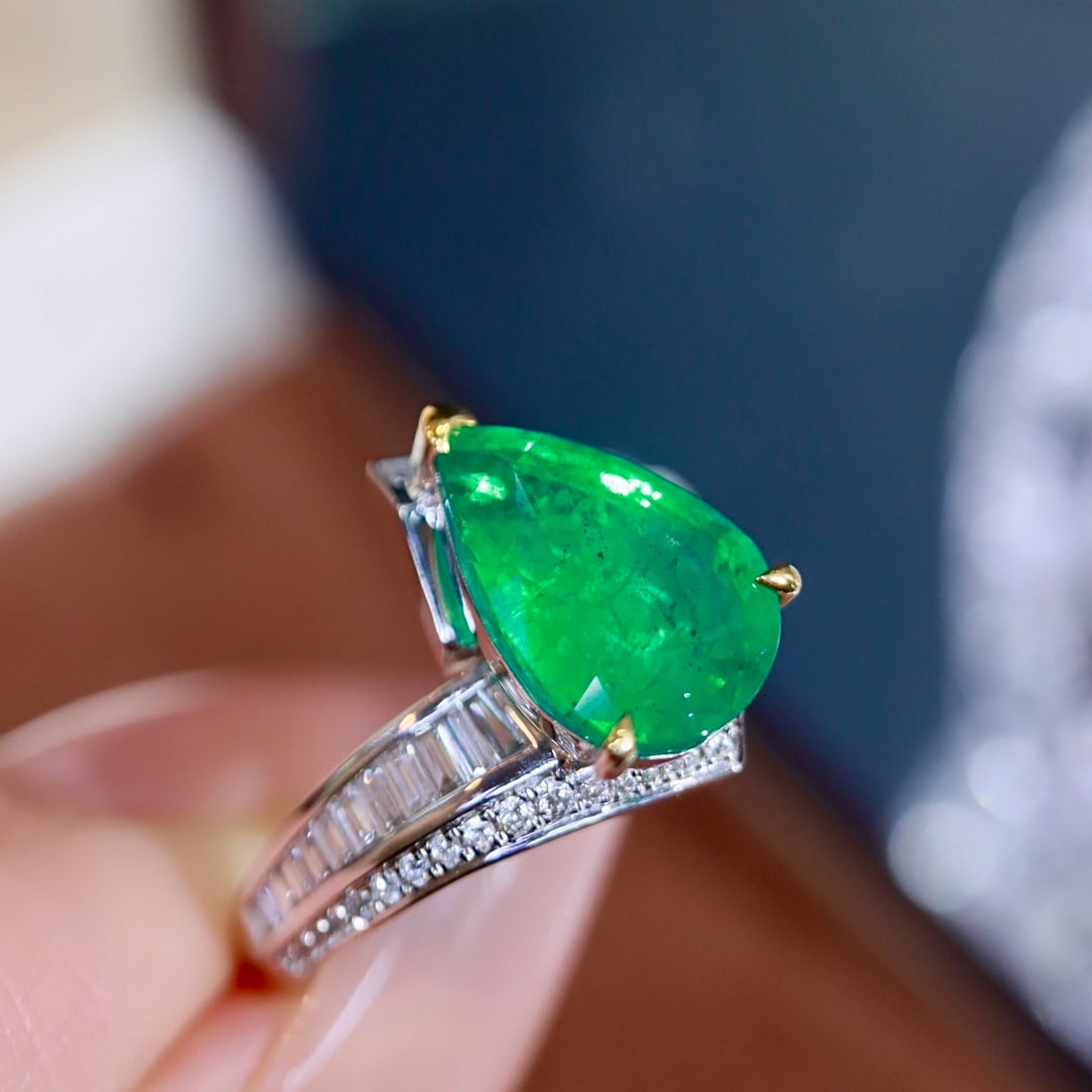 14k Gold 3.20 Ctw Natural Emerald & Diamond Ring - 7