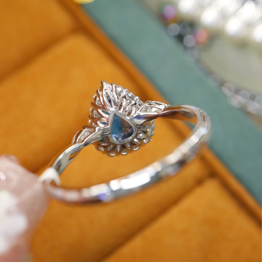 14k Gold 1.47 Ctw Natural Sapphire & Diamond Ring - 4