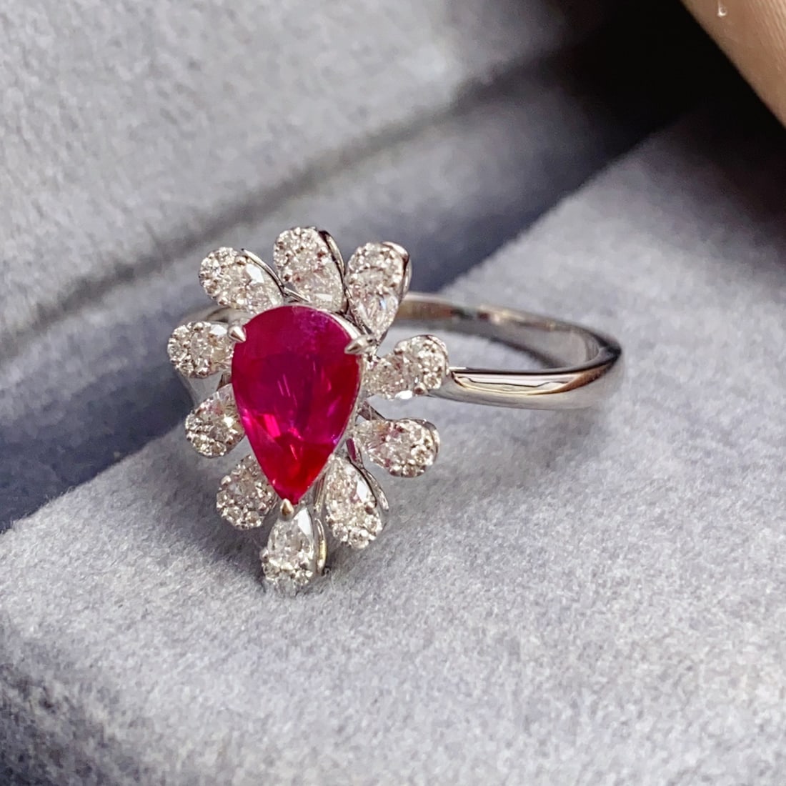 14k Gold 1.00 Ct Natural Ruby & Diamond Ring - 2