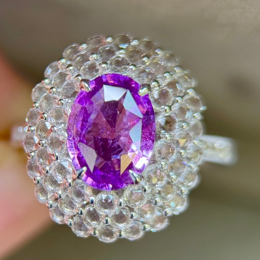 14k Gold 1.62 Ctw Natural Sapphire & Diamond Ring: Ref:231116207 // gold content:14k gold // ring size:7. 25us // // main gemstone:sapphire // shape:oval // carat weight:1. 56ct // color:purple // treatment:natural // // adjacent gemstone 2 :