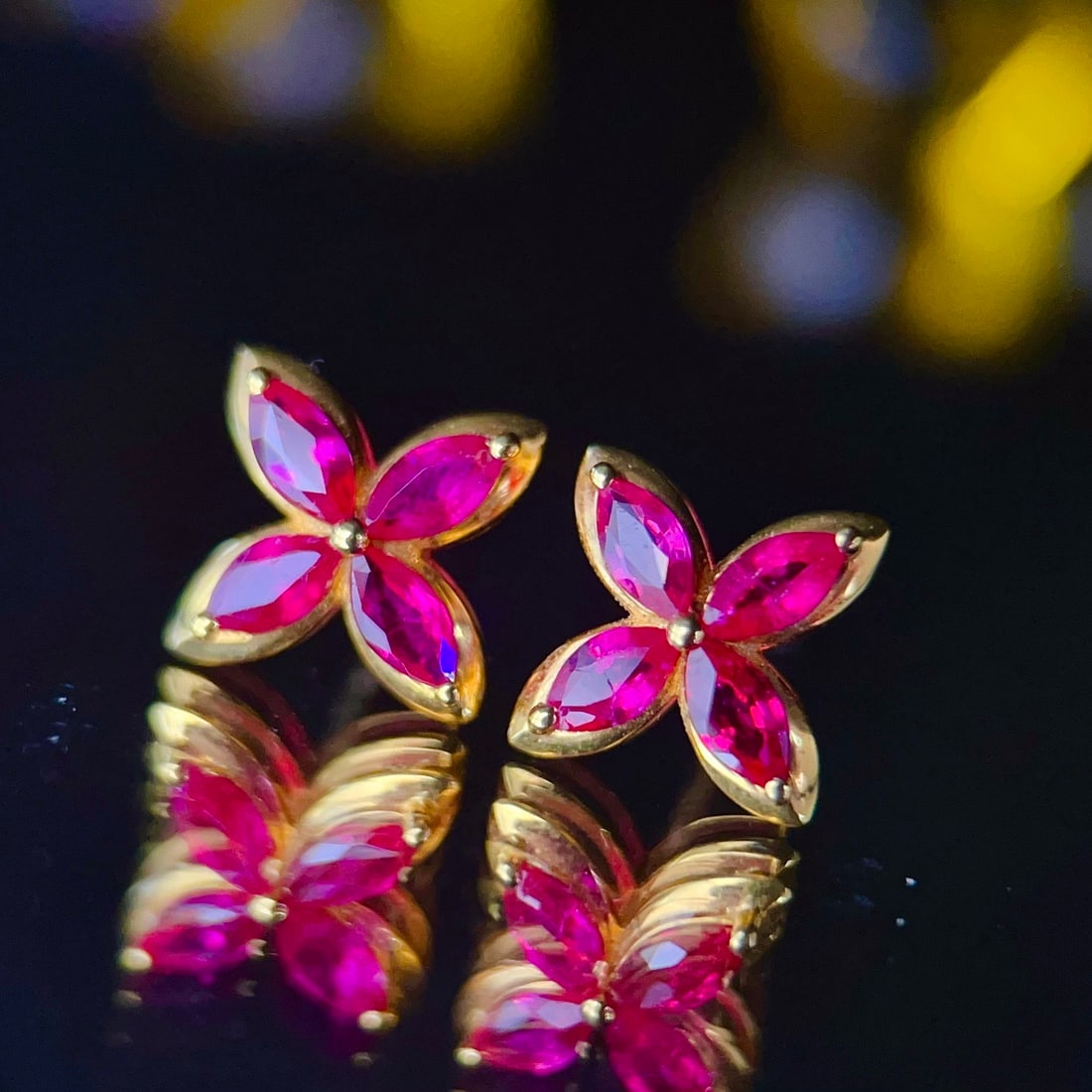 14k Gold 1.4 Ct Natural Ruby Earrings - 2