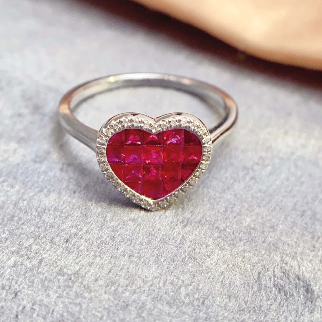 14k Gold 1.55 Ct Natural Ruby & Diamond Ring - 2