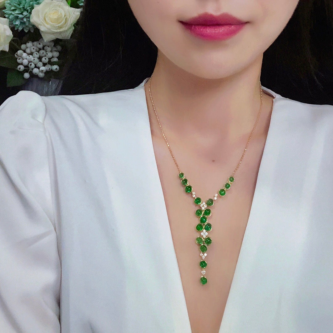 14k Gold 10.33 Ctw Vivid Green Natural Emerald & Diamond Necklace - 4