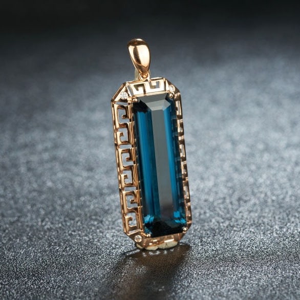 14k Gold 15.6 Ct Natural Topaz & Diamond Pendant( Without Chain ) - 2