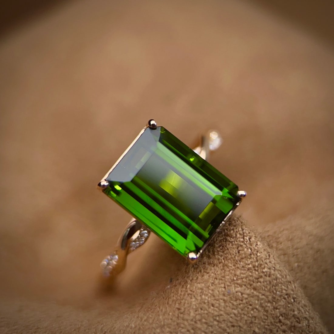 14k Gold 4.80 Ctw Natural Tourmaline & Diamond Ring - 2