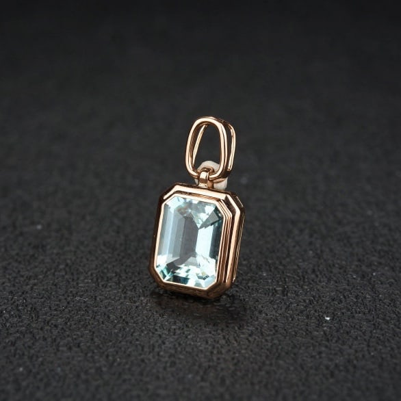 14k Gold 3.15 Ct Natural Aquamarine Pendant( Without Chain ) - 3
