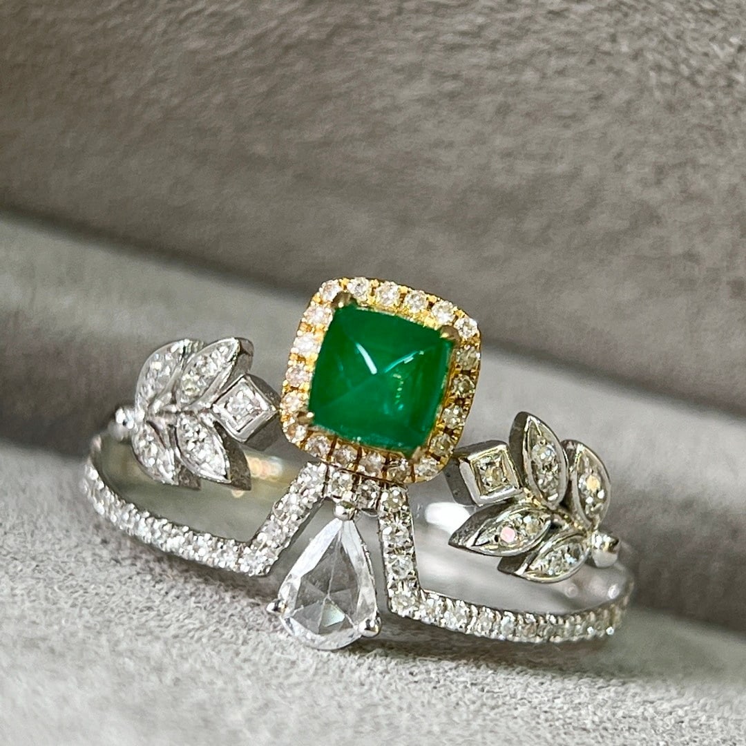 14k Gold 0.77 Ctw Vivid Green Natural Emerald & Diamond Ring - 4