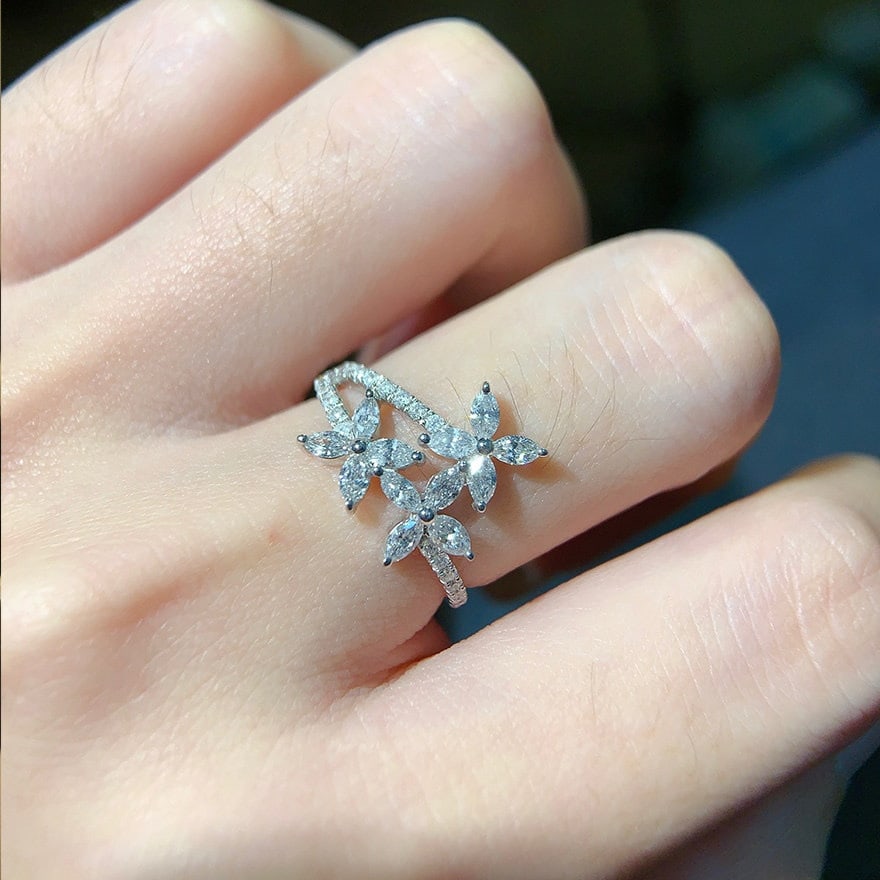 14k Gold 0.9 Ct Natural H Diamond Ring - 2